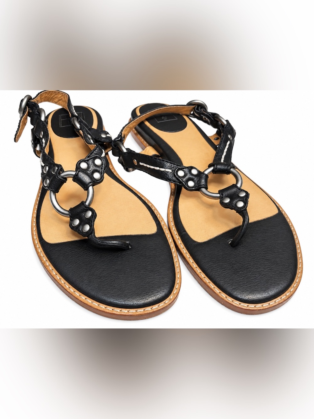 Frye Rachel Ring T-Strap Sandals in black leather 9.5